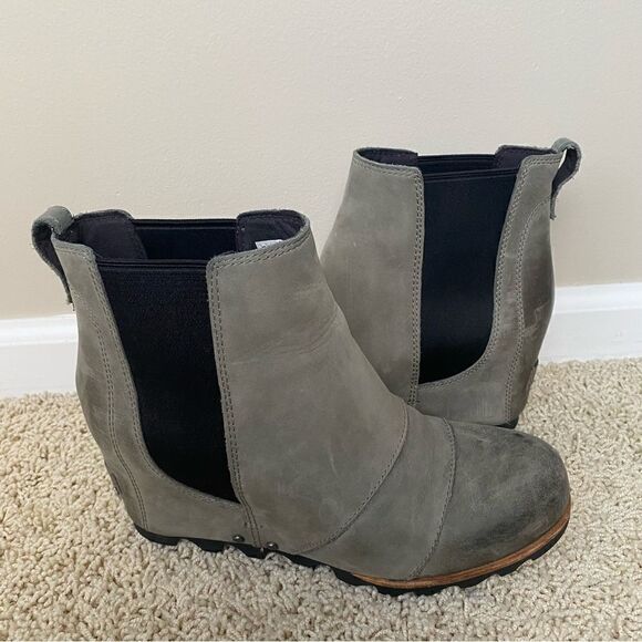 Sorel Lea Wedge Chelsea Ankle Boots Grey Quarry Leather 8.5 - Picture 1 of 6